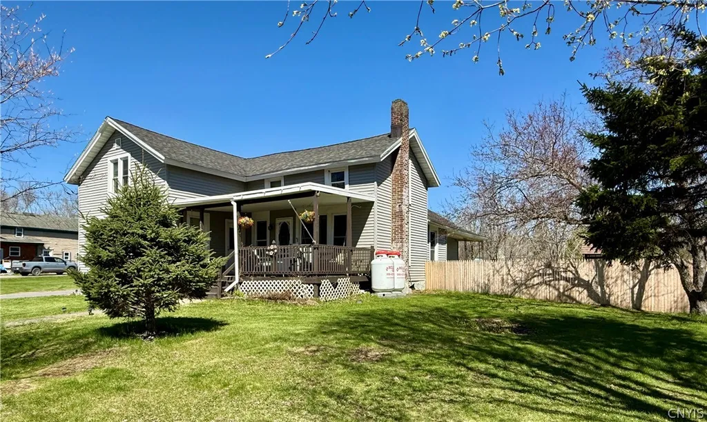 Property at 112 Mechanic Street, Antwerp, NY 13608