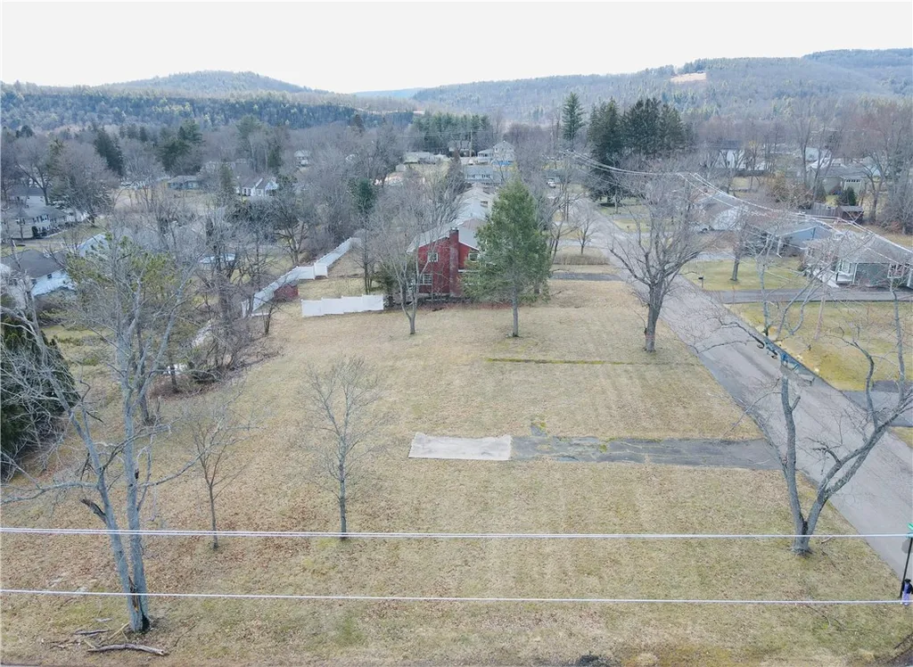 Property at 1233 W Clinton Street, Elmira, NY 14905