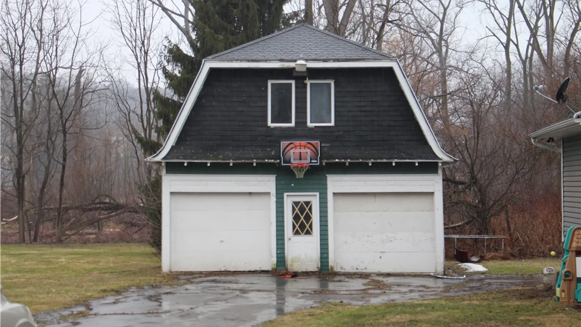 Property at 36 Lake Avenue, Hanover, NY 14136 3