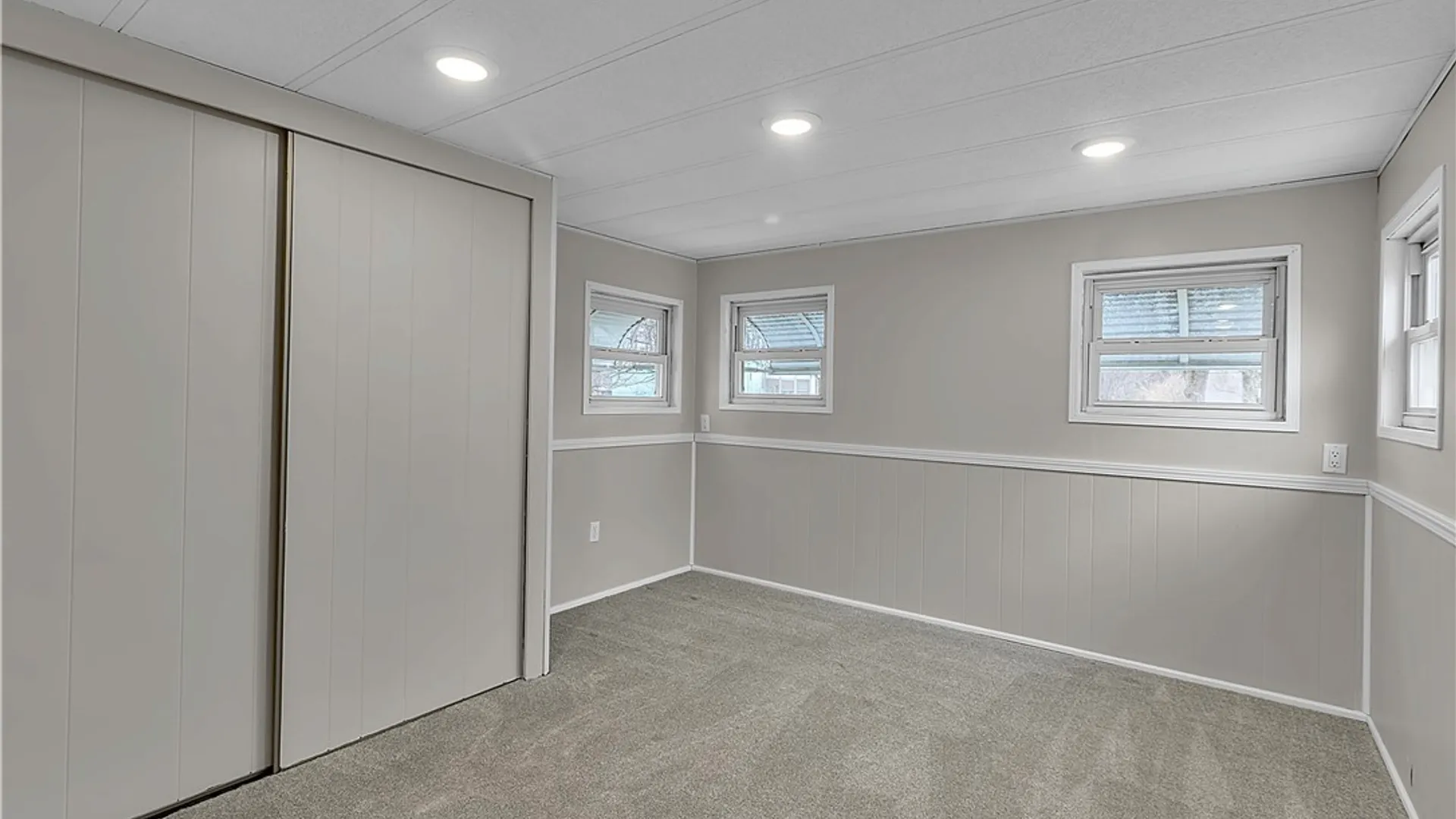 Property at 19 Lakewood Village, Shelby, NY 14103 13
