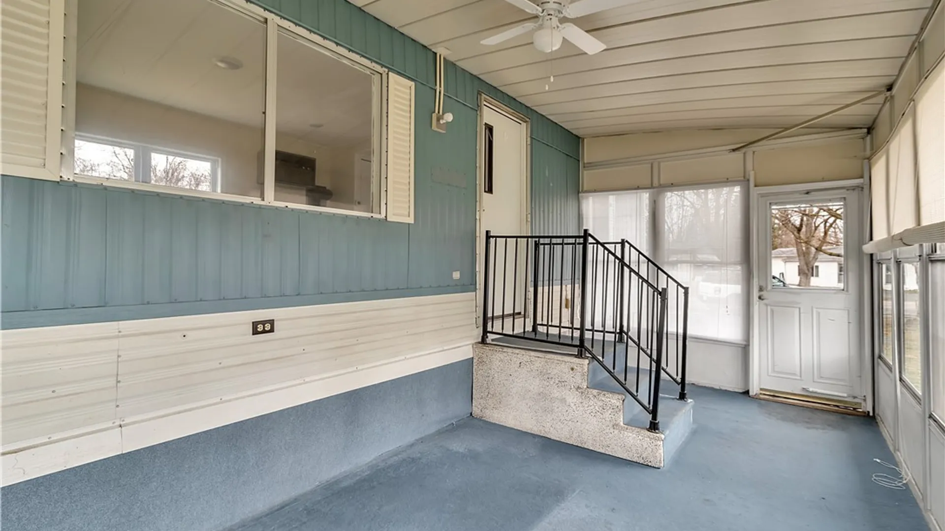 Property at 19 Lakewood Village, Shelby, NY 14103 4