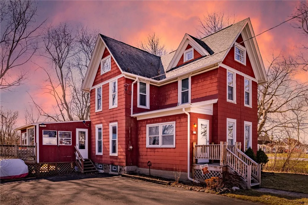 Property at 11 Hunter Street, Bergen, NY 14416