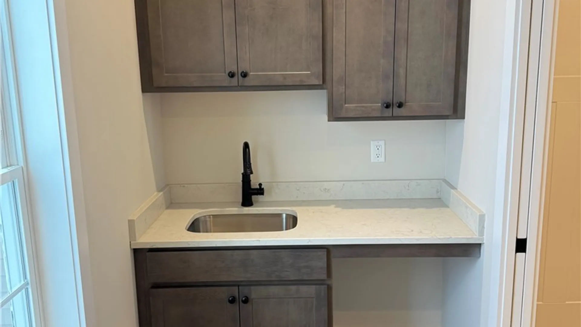 Property at 8541 Angus Path, Cicero, NY 13039 31