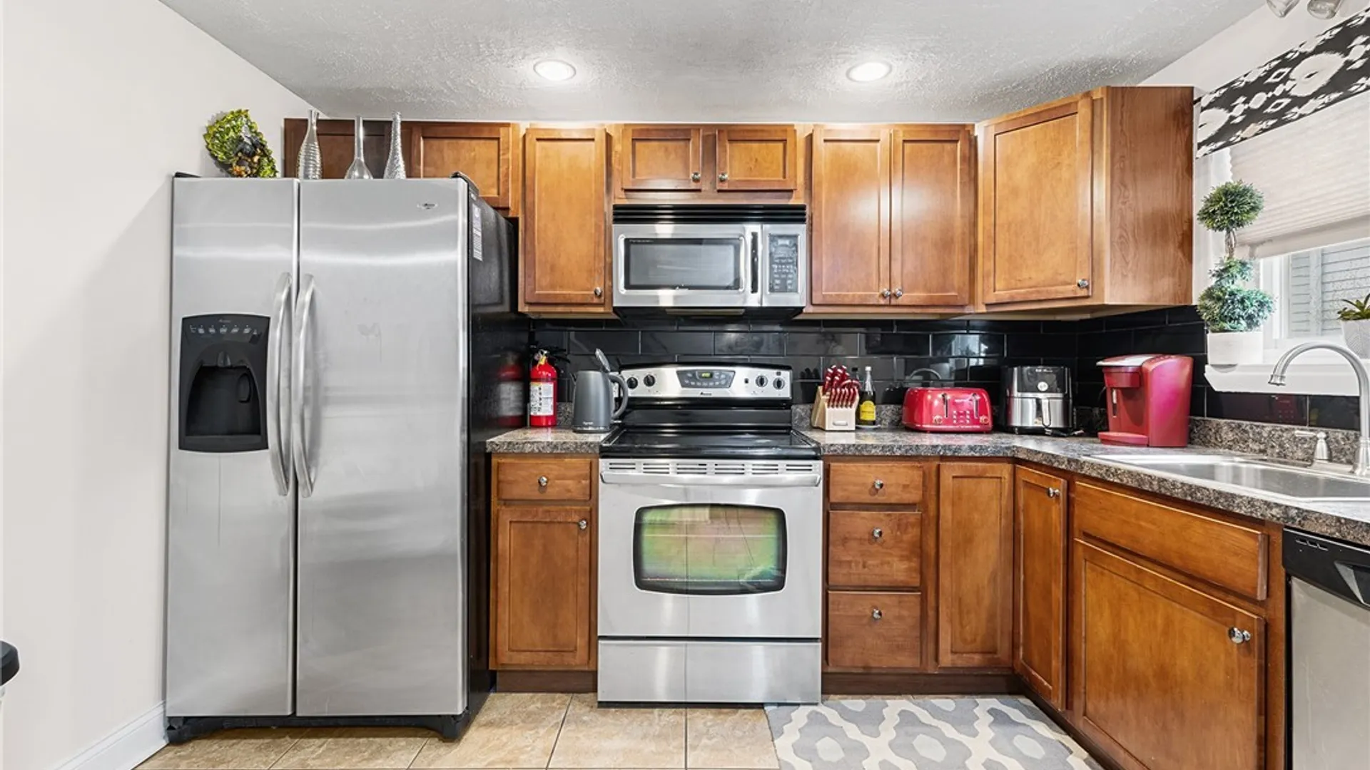 Property at 216 Summer Street, Buffalo, NY 14222 4