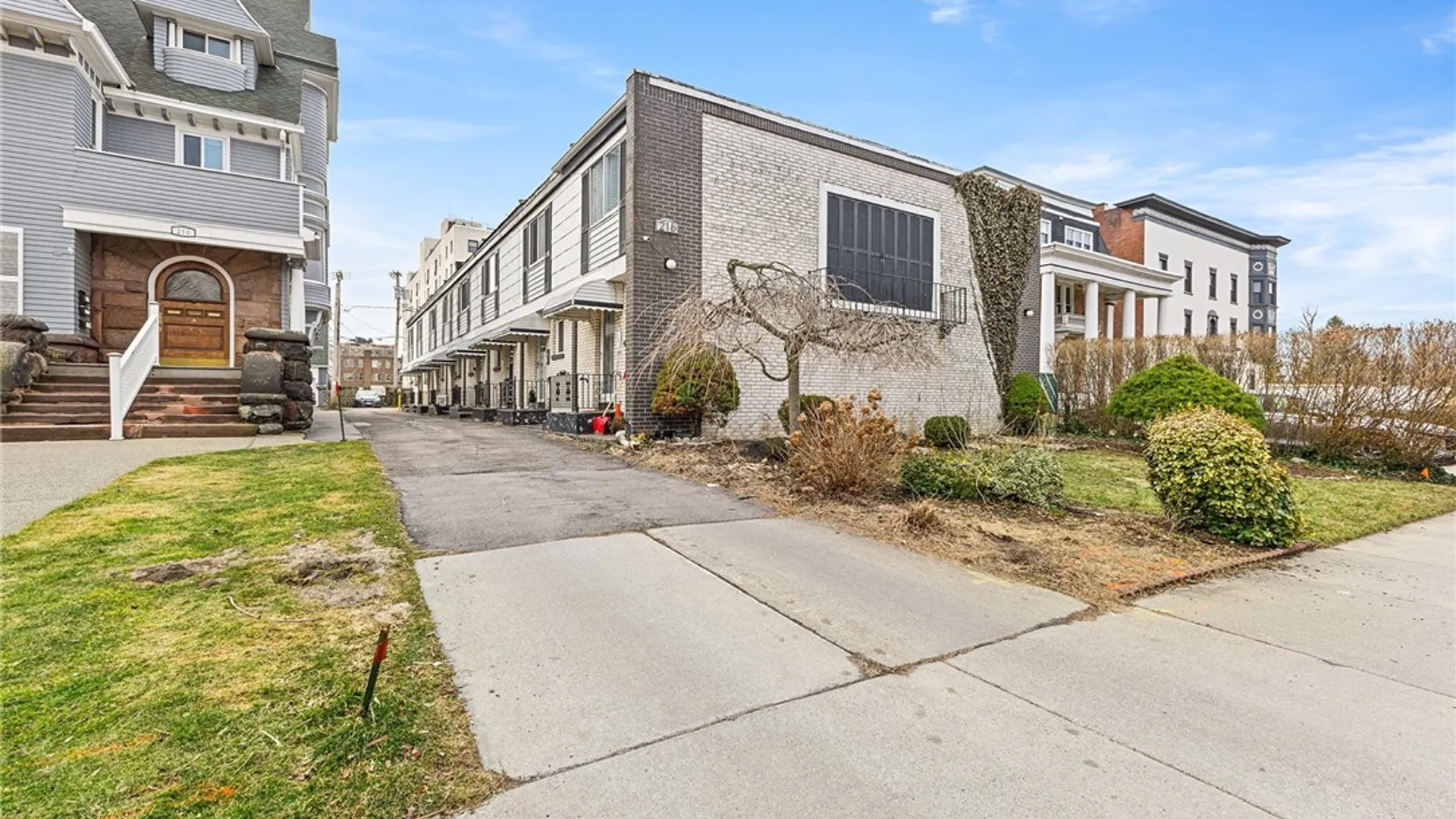 Property at 216 Summer Street, Buffalo, NY 14222 14