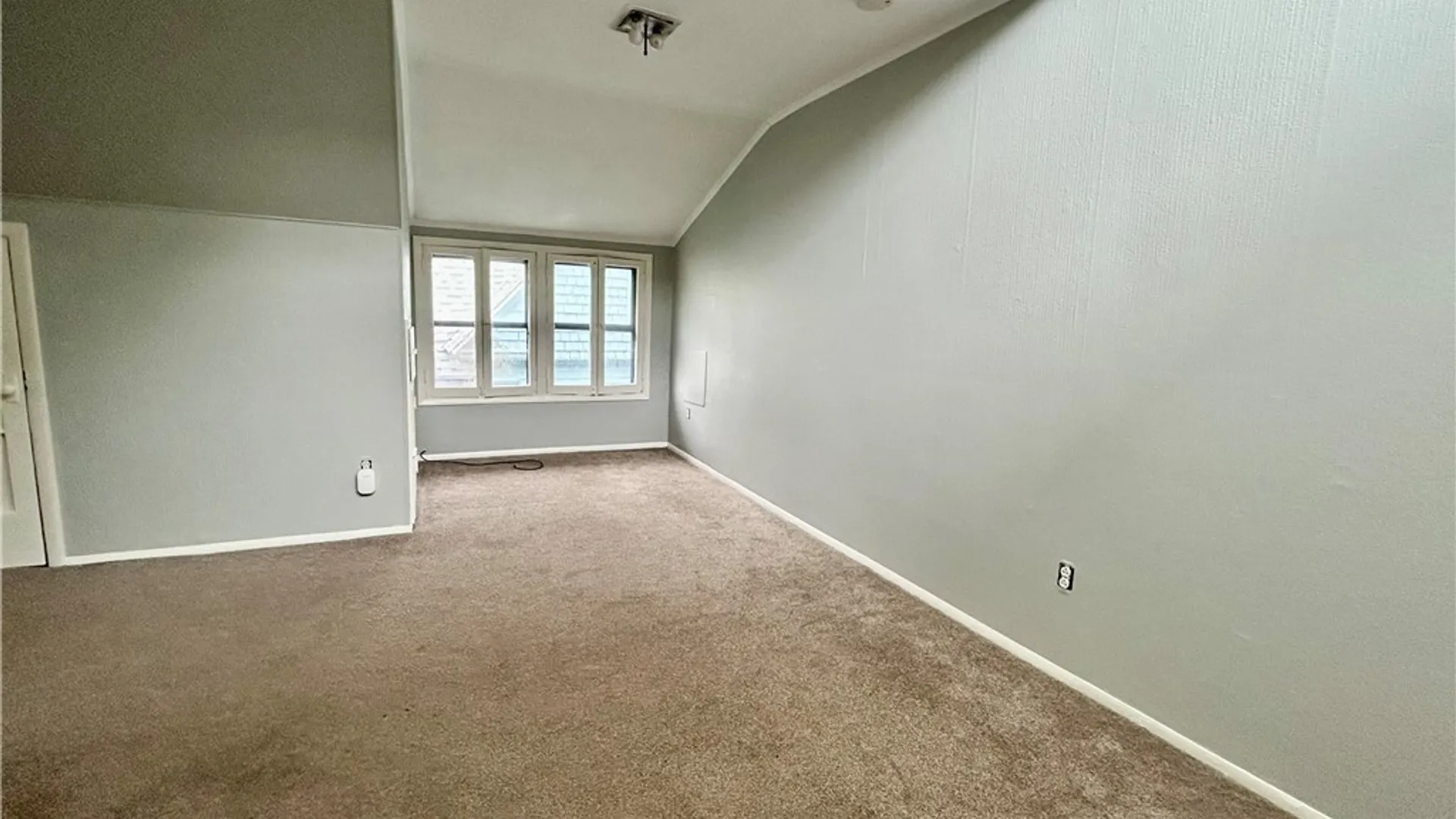 Property at 83 Norwood Avenue, Buffalo, NY 14222 5