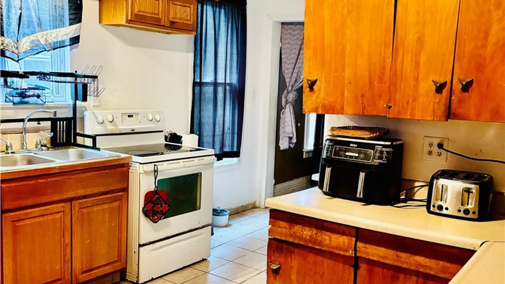 Property at 43 Grant Avenue, Auburn, NY 13021 6