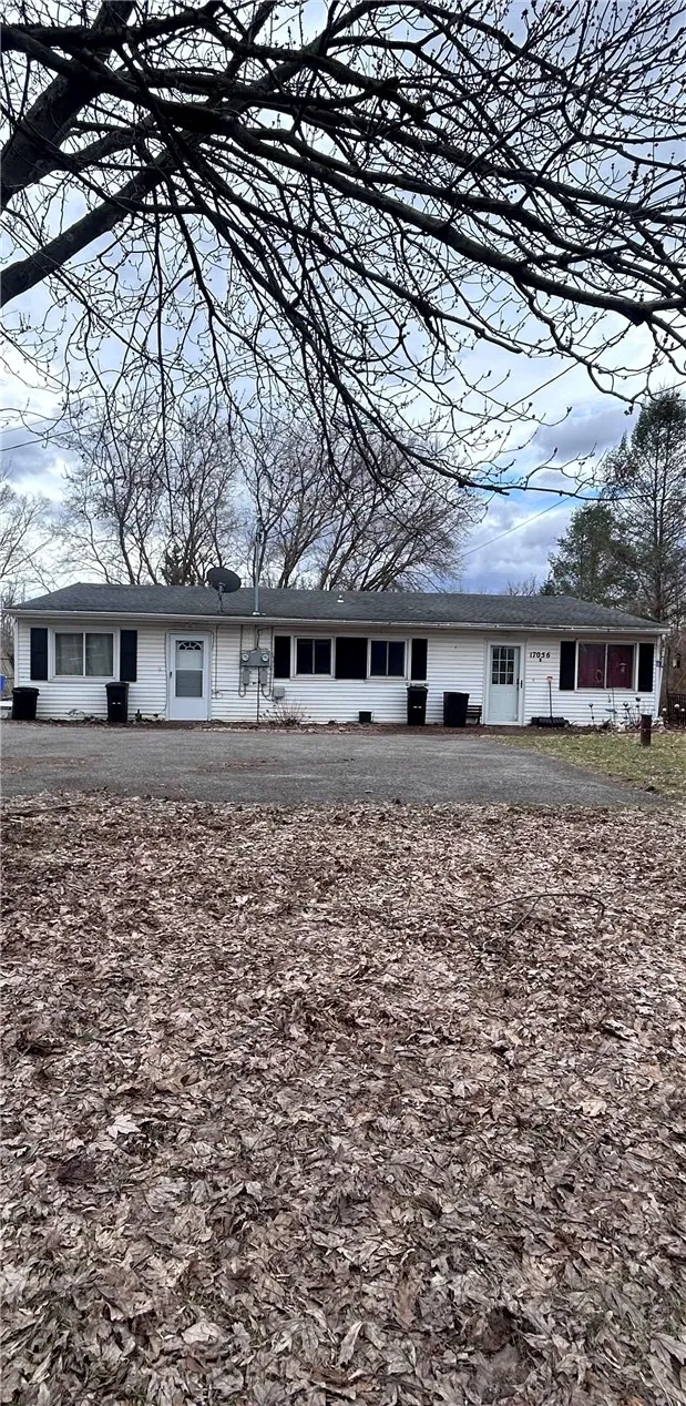 Property at 17056 Ridge Road, Murray, NY 14470