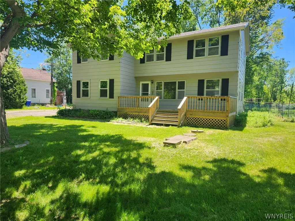 Property at 2646 Youngstown Lockport Road, Porter, NY 14131