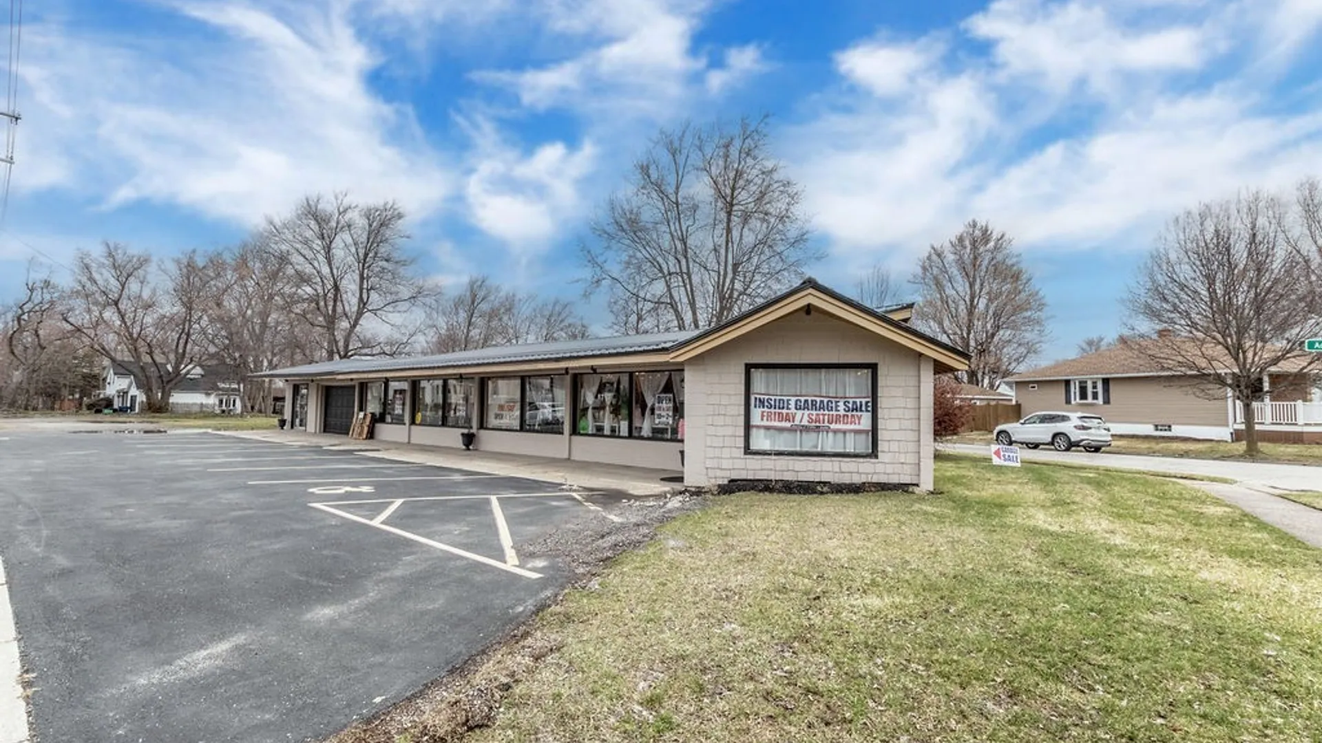 Property at 1717 Eggert Road, Amherst, NY 14226 3