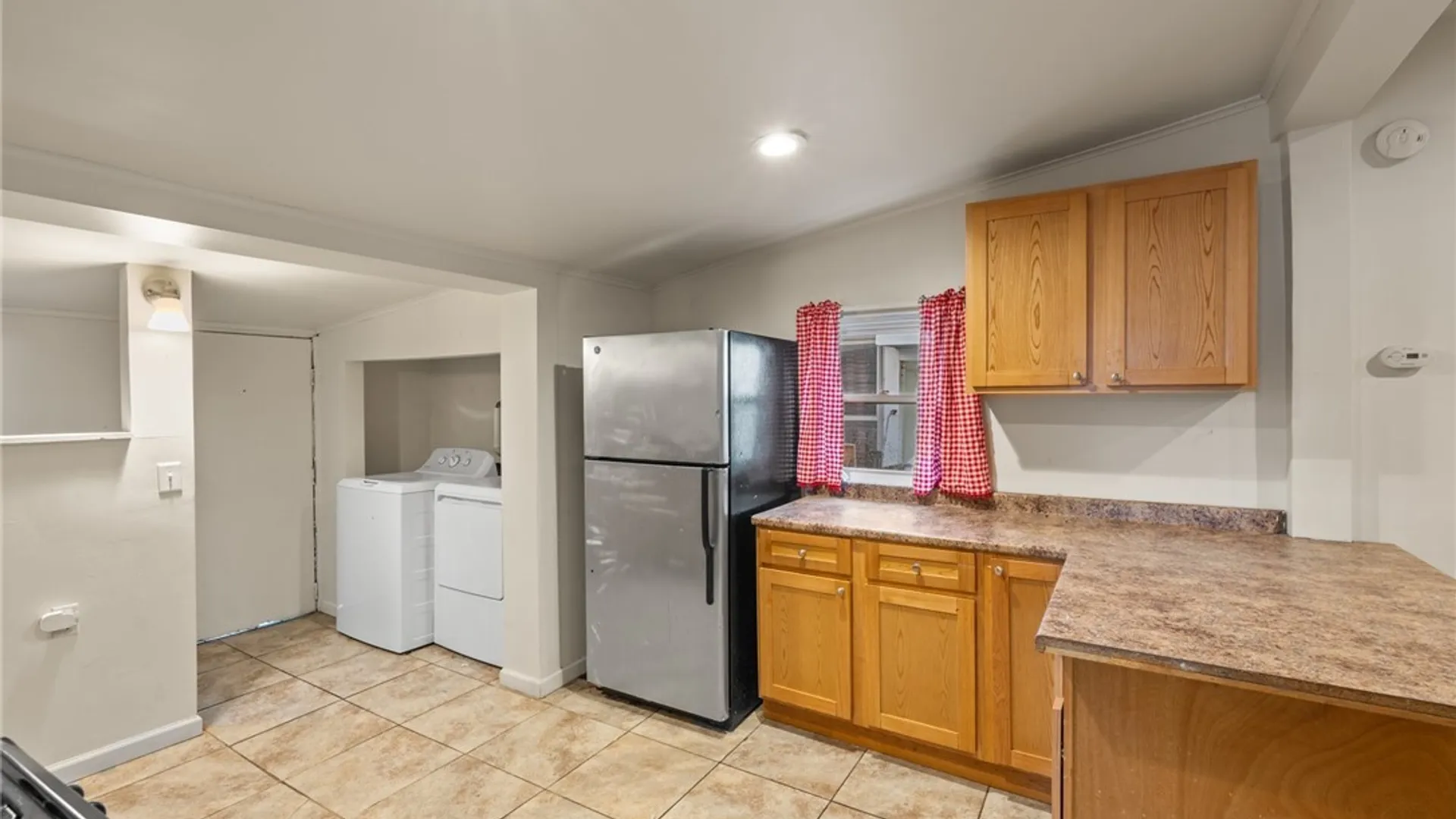 Property at 1522 Valley Drive, Syracuse, NY 13207 8