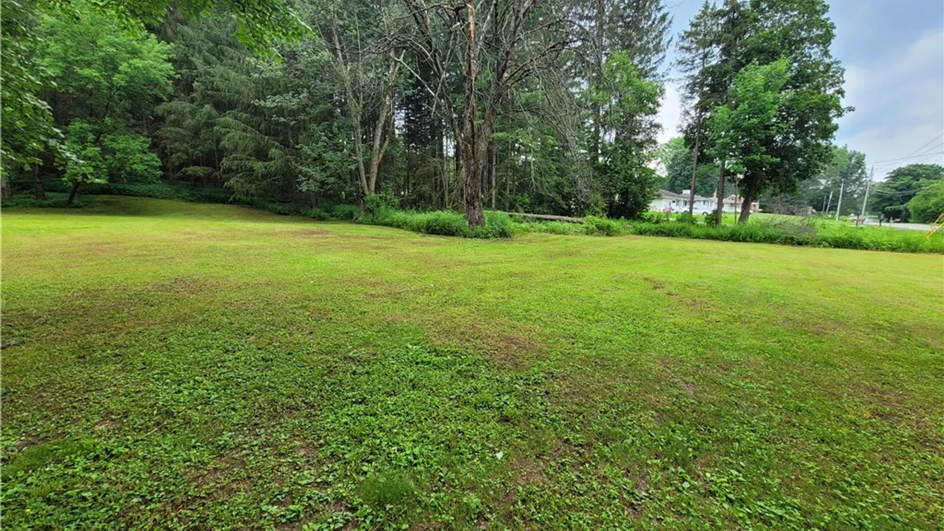 Property at 7424 Oriskany Road, Rome, NY 13440 3