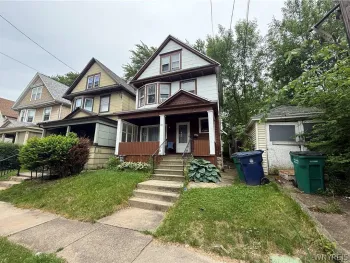 Property at 121 Riverside Avenue, Buffalo, NY 14207