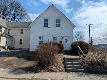Property at 162 Oak Street, Binghamton, NY 13905