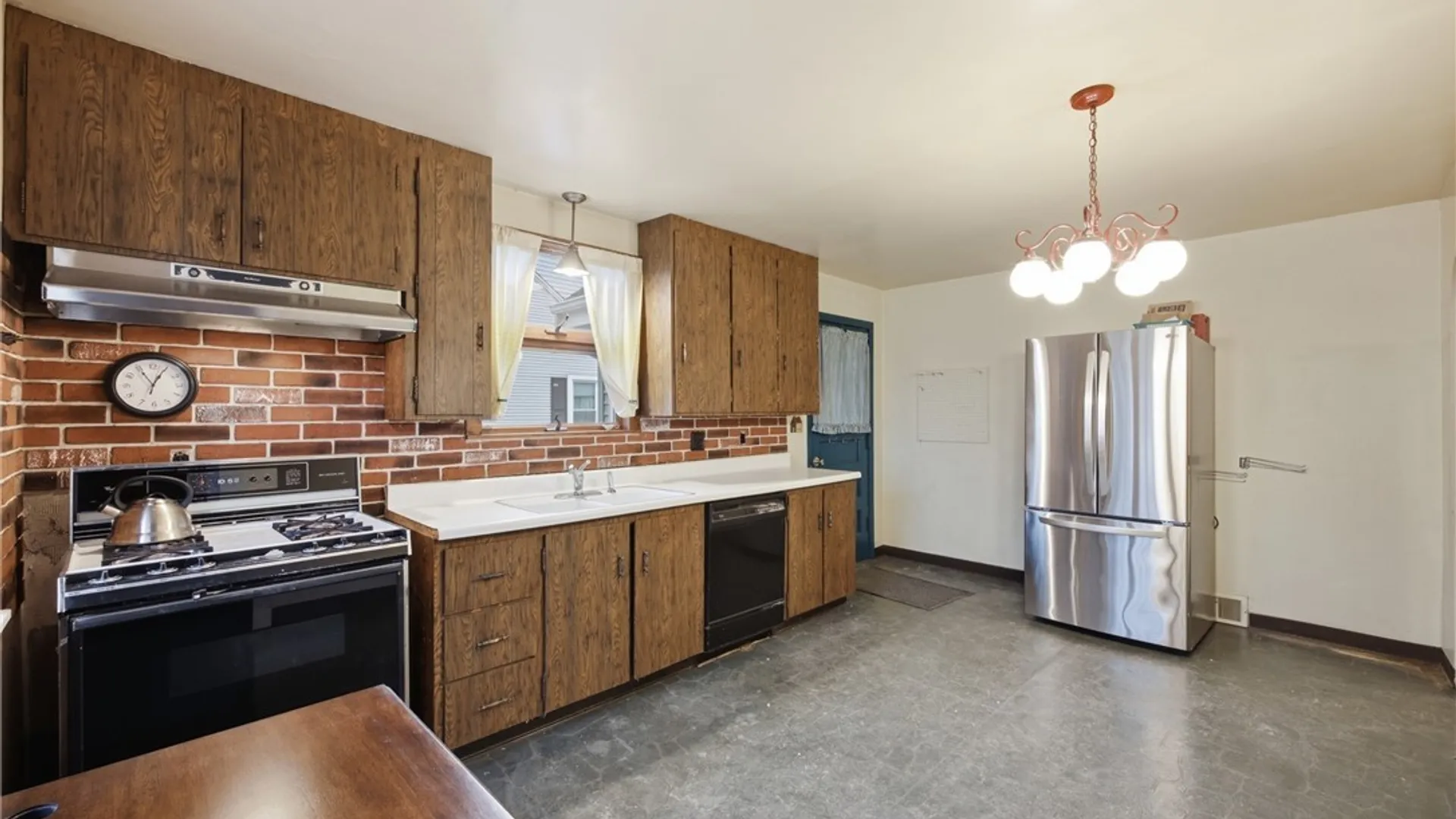 Property at 48 Century Drive, West Seneca, NY 14224 8