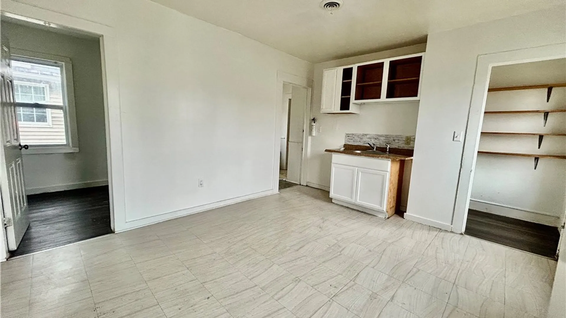 Property at 186 Smith Street, Buffalo, NY 14210 14