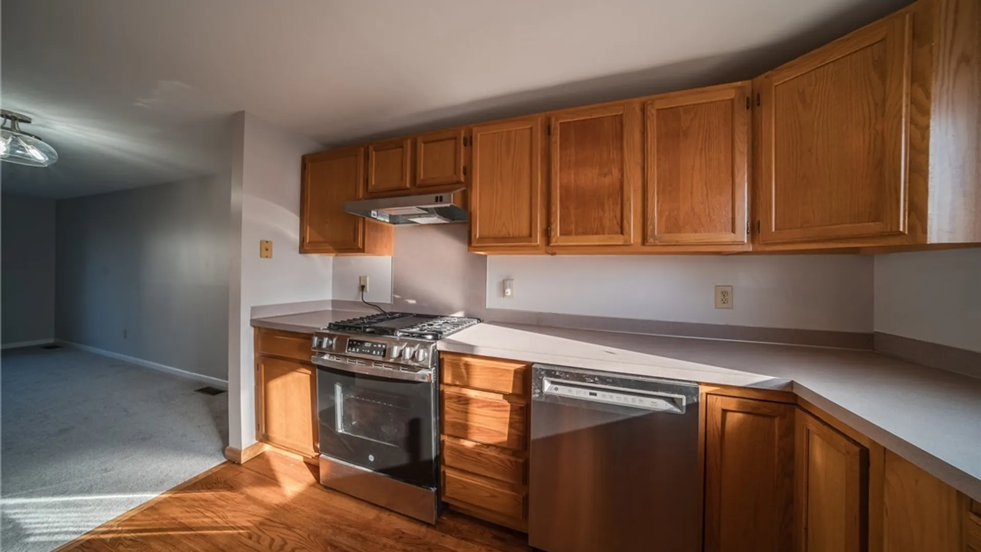 Property at 164 Iron Oak Circle, Salina, NY 13088 3