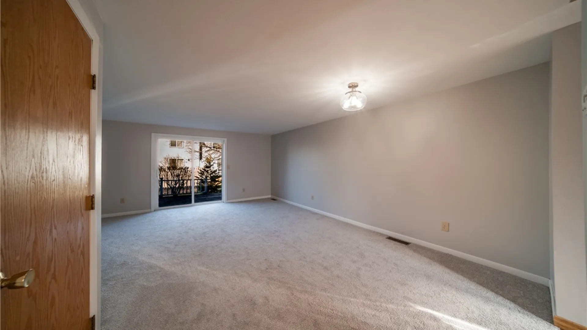 Property at 164 Iron Oak Circle, Salina, NY 13088 11