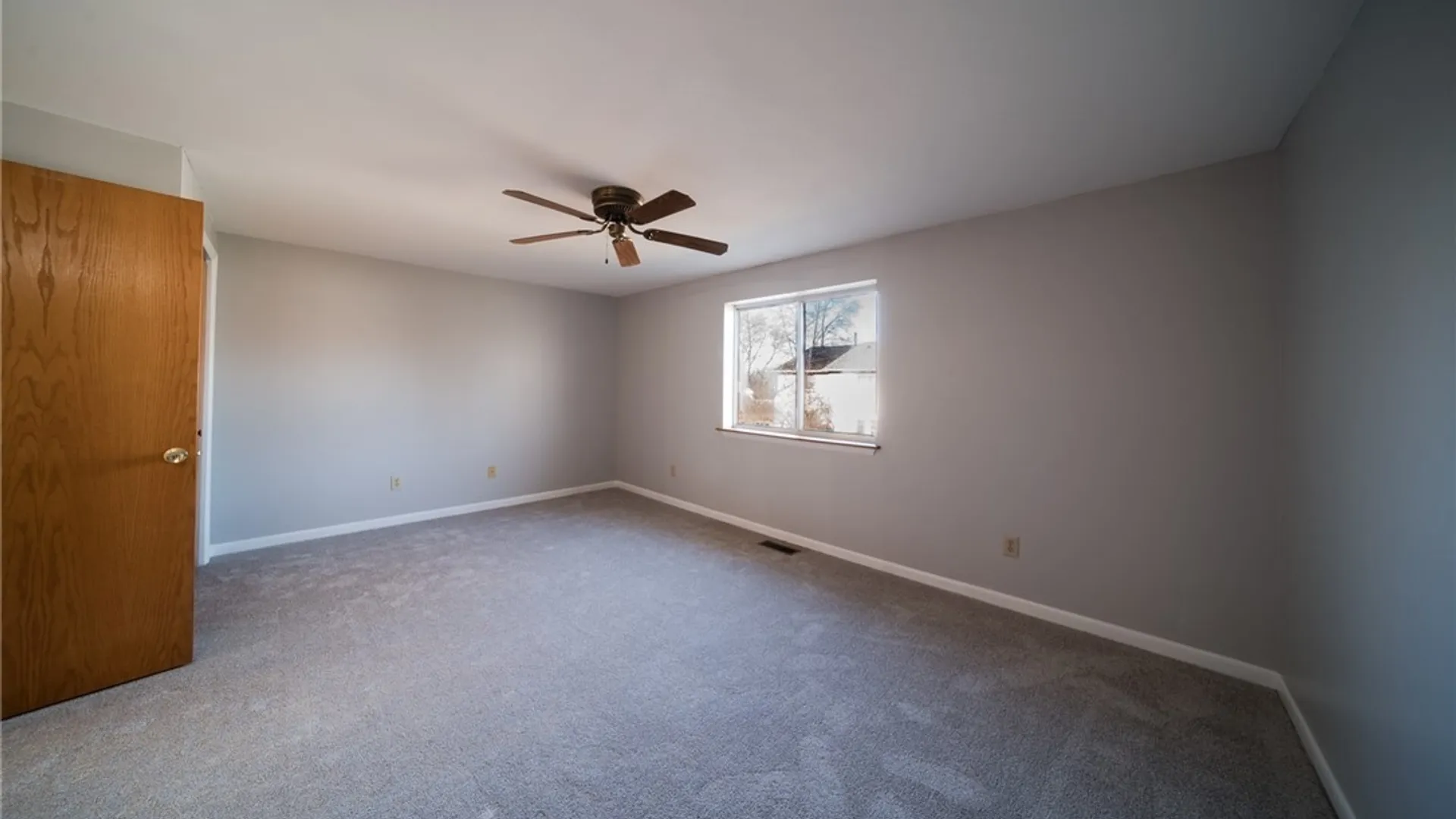 Property at 164 Iron Oak Circle, Salina, NY 13088 18