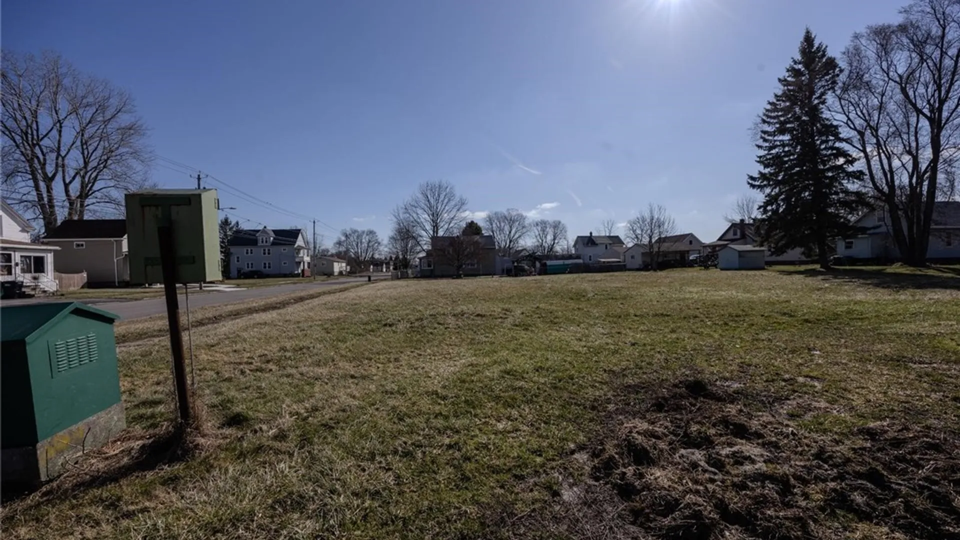 Property at 5629 Girard Avenue, Niagara Falls, NY 14304 32