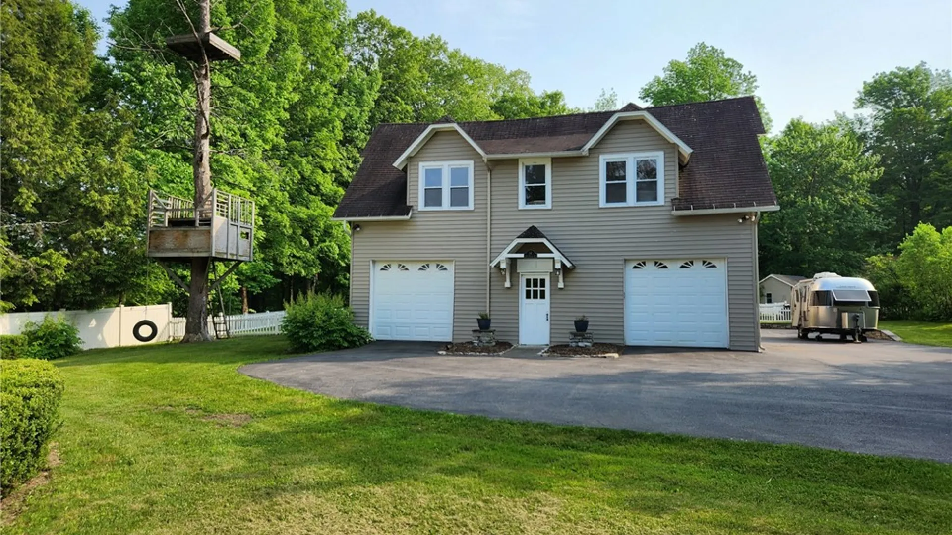 Property at 64 E Faville Avenue, Manheim, NY 13329 11