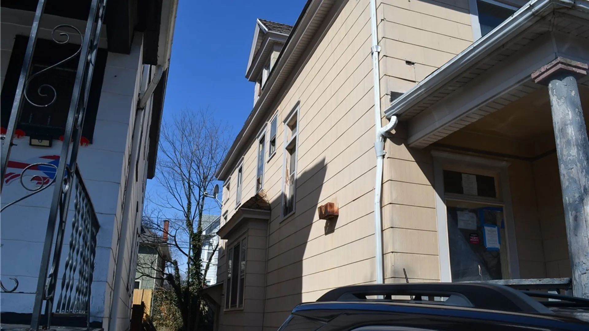 Property at 216 Oxford Avenue, Buffalo, NY 14209 3