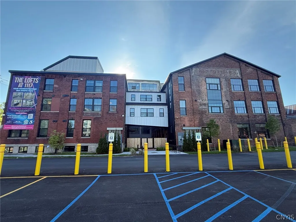 Property at 1117 W Fayette Street, Syracuse, NY 13204