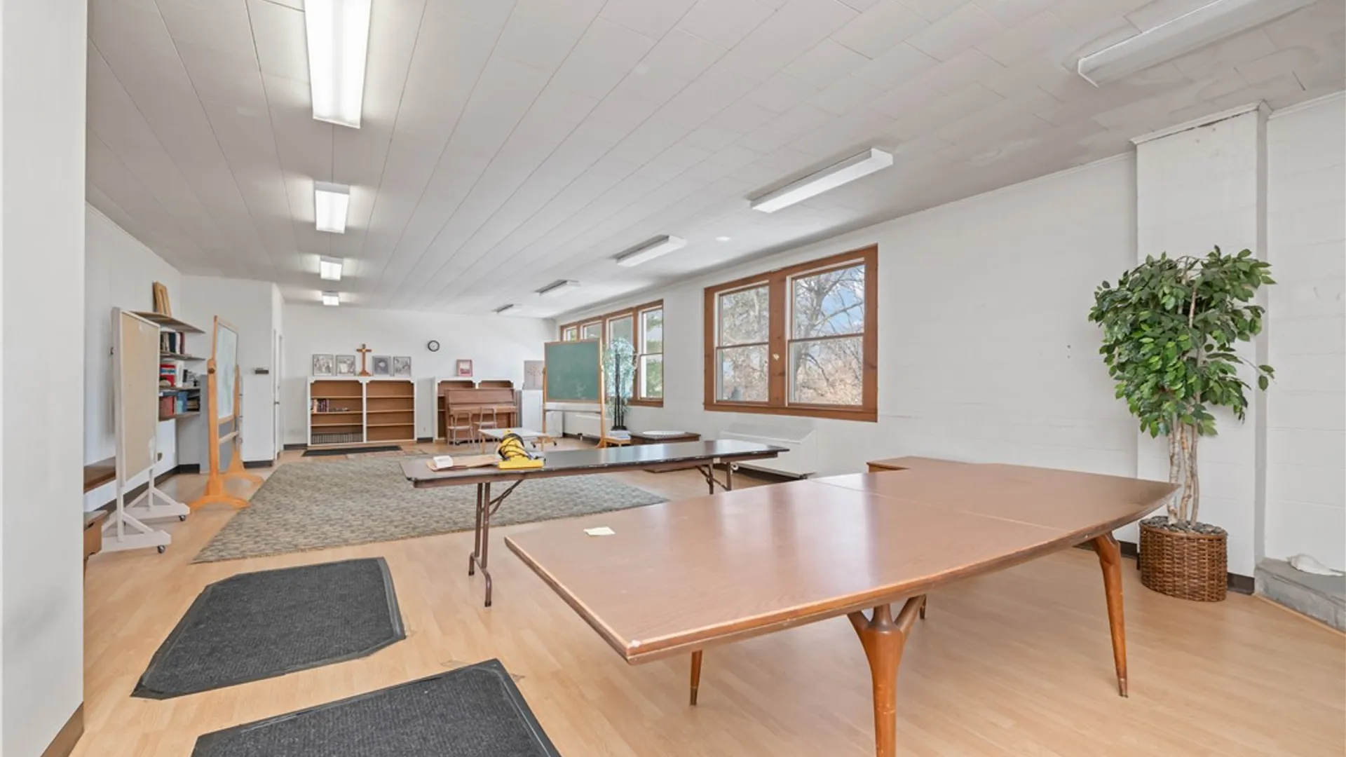 Property at 2889 Culver Road, Irondequoit, NY 14622 40