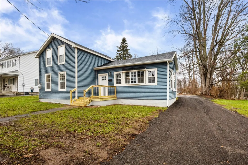 Property at 113 Caroline Street, Galen, NY 14433