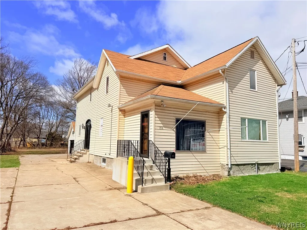 Property at 158 Lake Street, Hamburg, NY 14075
