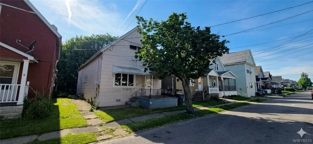 Property at 166 Barnard Street, Buffalo, NY 14206