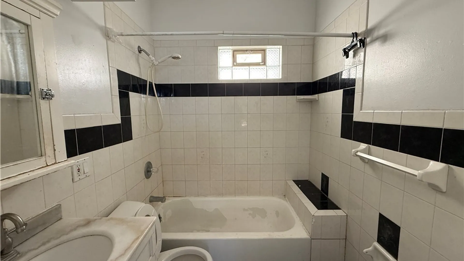 Property at 213 Benzinger Street, Buffalo, NY 14206 10
