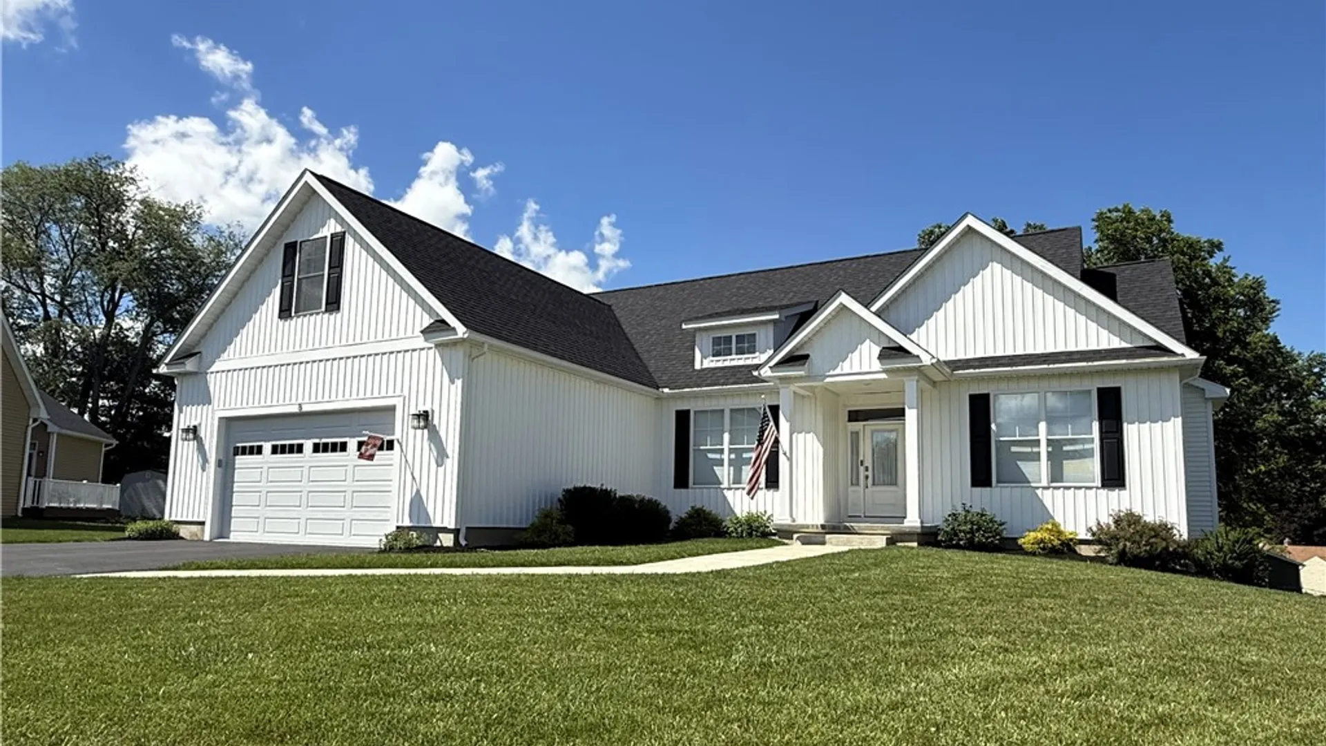Property at 8 Royal Court, Horseheads, NY 14845 46