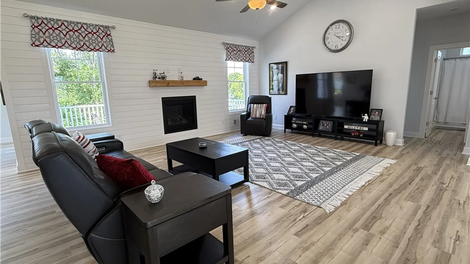 Property at 8 Royal Court, Horseheads, NY 14845 9