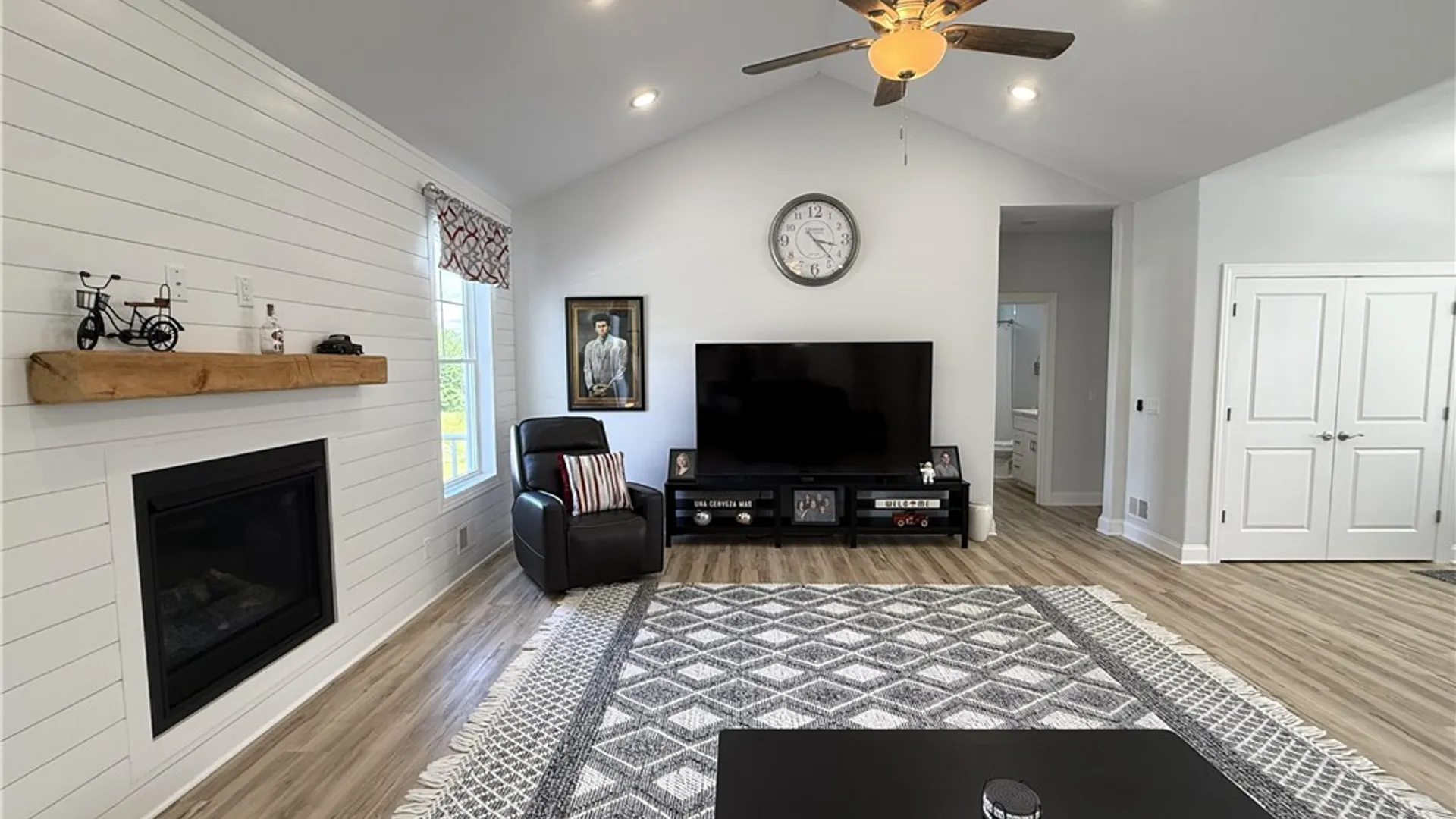 Property at 8 Royal Court, Horseheads, NY 14845 11