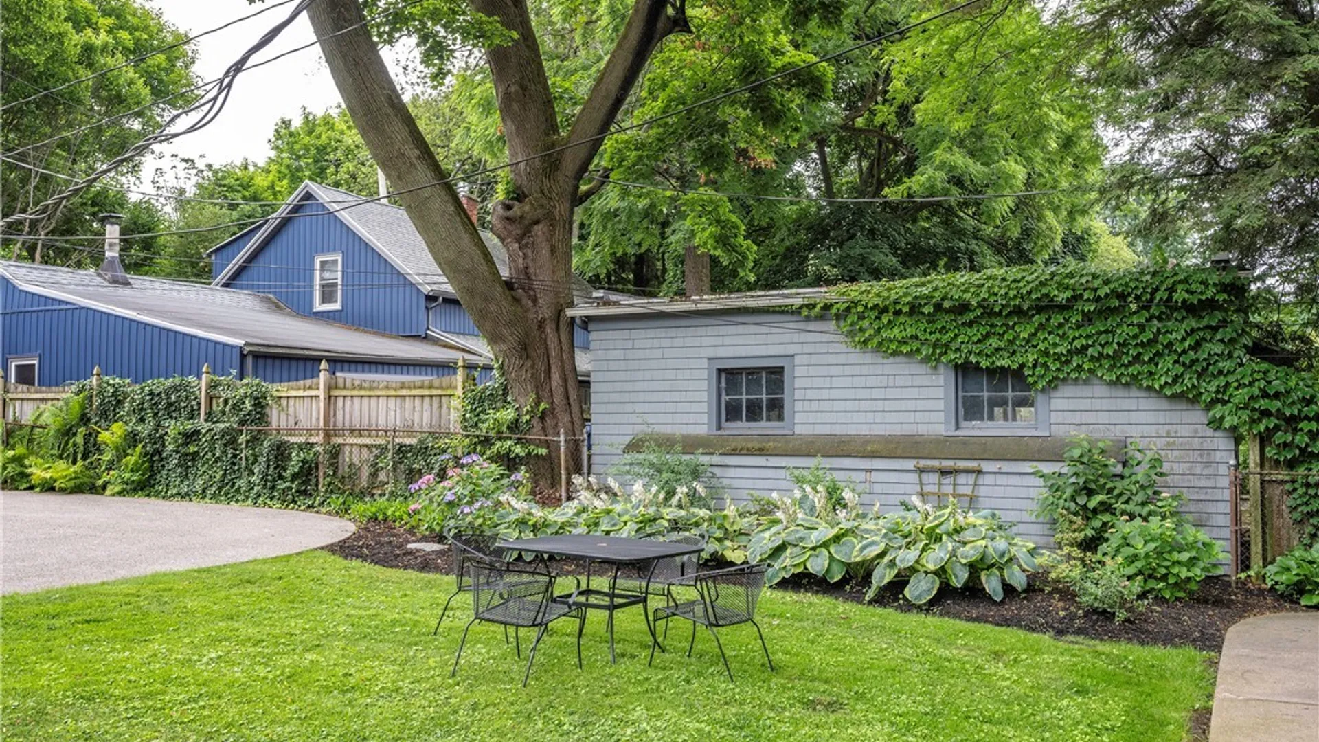 Property at 107 Oakland Place, Buffalo, NY 14222 39