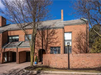 Property at 324 Rivermist Drive, Buffalo, NY 14202