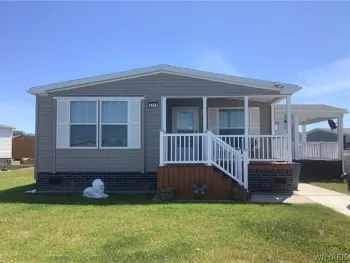 Property at 4314 Hurontario Parkway, Niagara, NY 14304