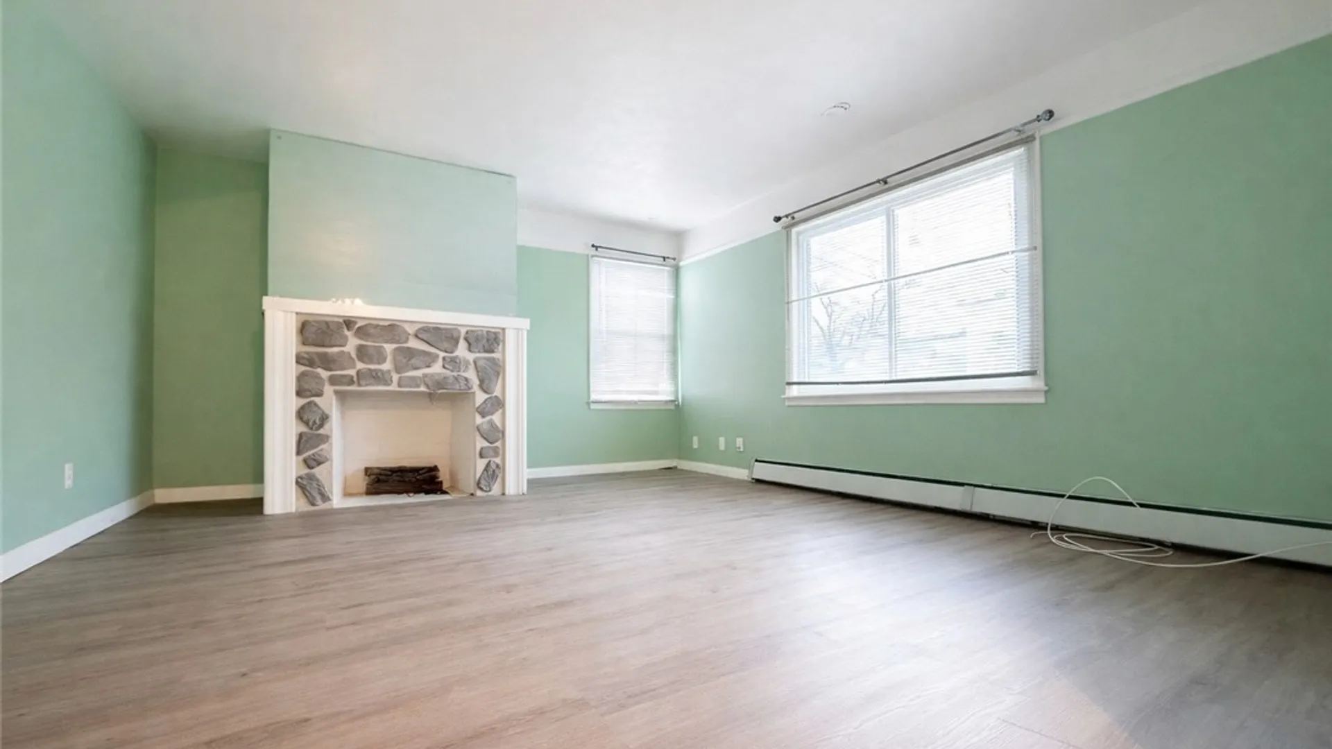Property at 3534 Ferry Avenue, Niagara Falls, NY 14301 3