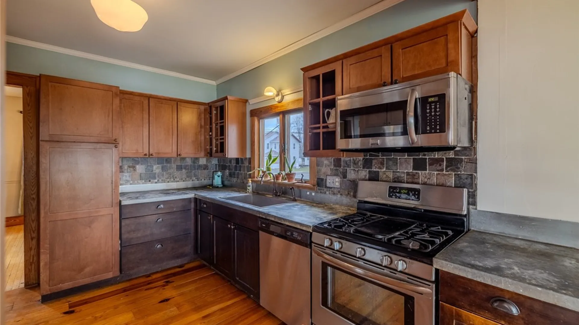 Property at 54 Chapel Street, Seneca Falls, NY 13148 8