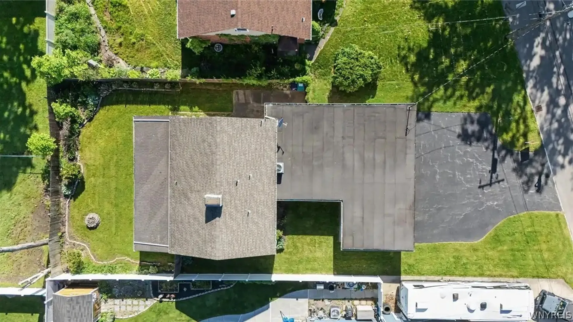 Property at 9326 Rivershore Drive, Niagara Falls, NY 14304 30
