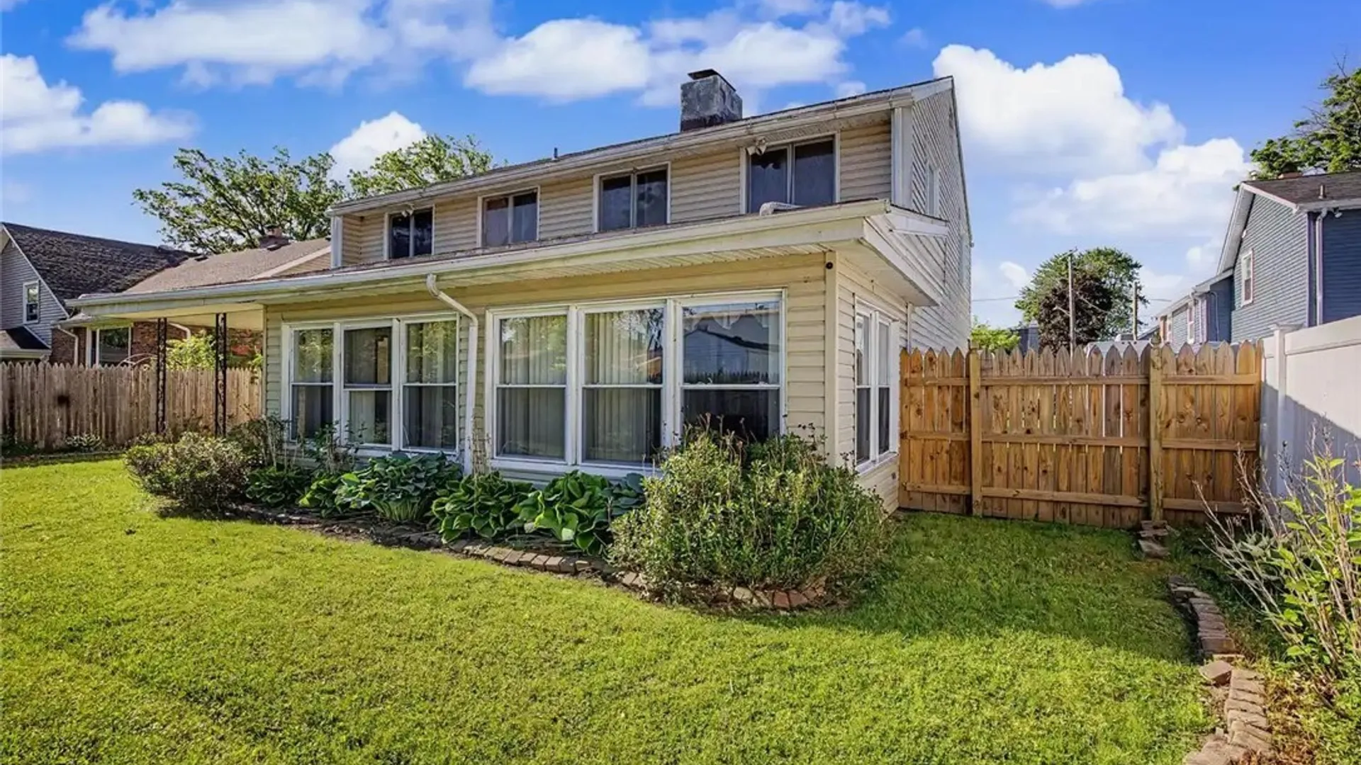 Property at 9326 Rivershore Drive, Niagara Falls, NY 14304 27