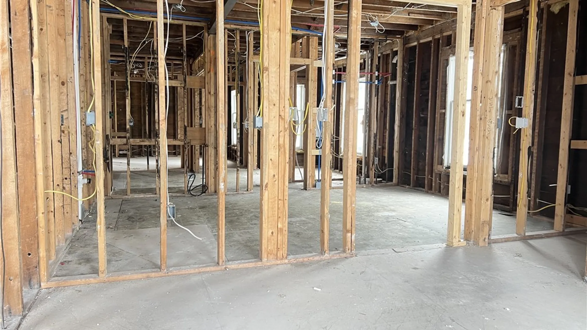 Property at 240 Kirk Avenue, Syracuse, NY 13205 9