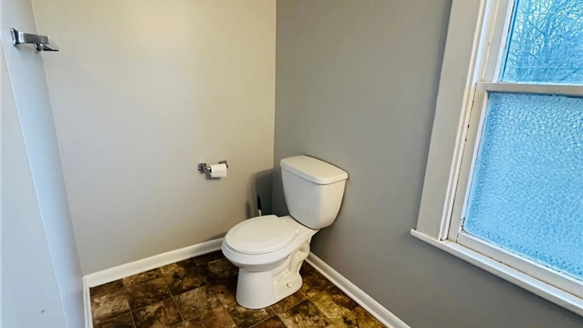 Property at 511 S Lincoln Road, East Rochester, NY 14445 21