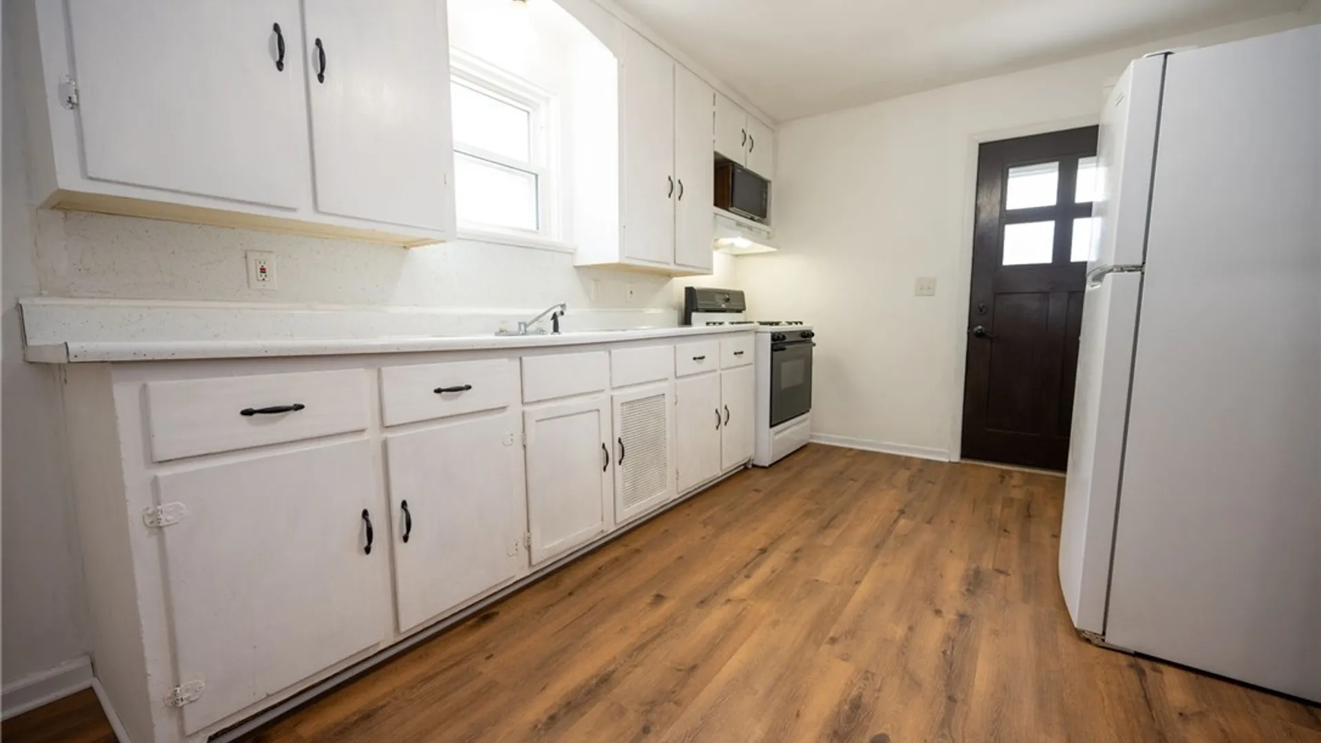 Property at 201 Royal Avenue, Buffalo, NY 14207 14