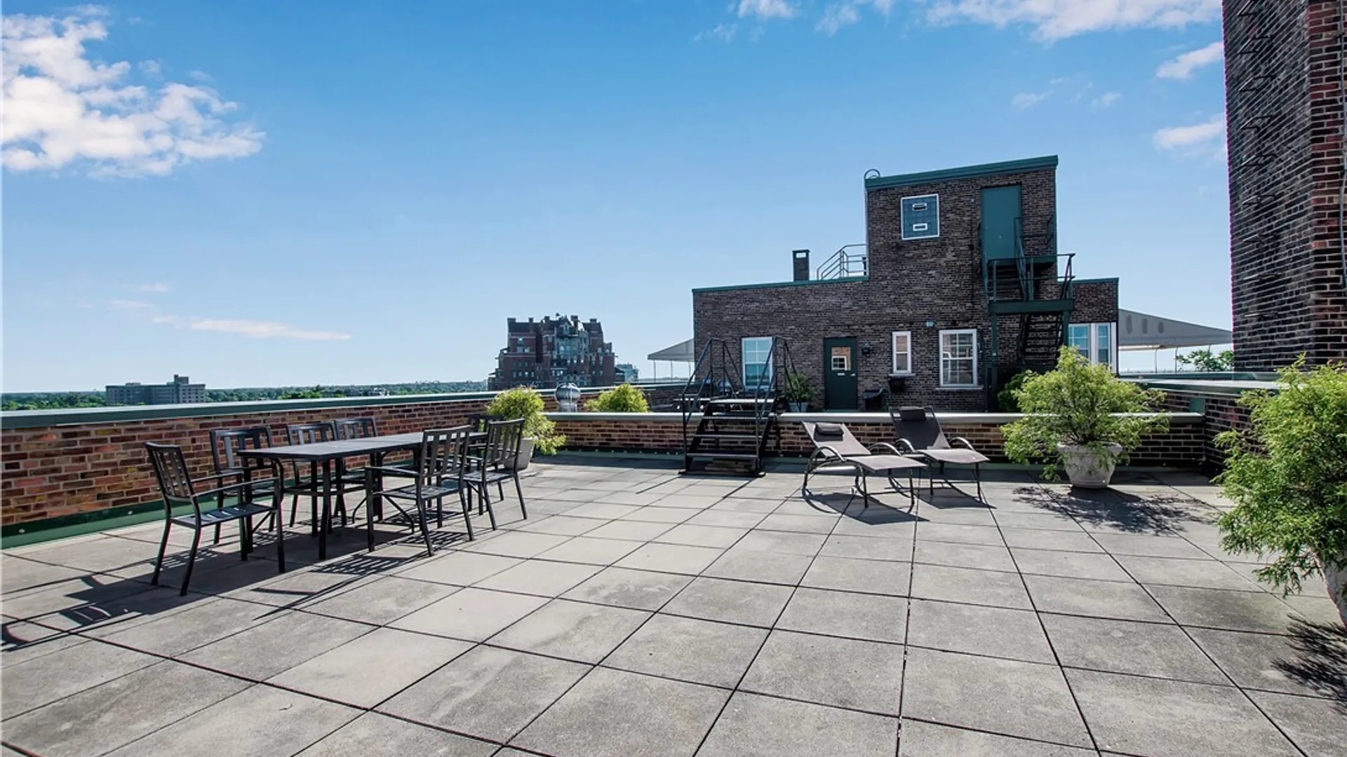 Property at 751 W Ferry Street, Buffalo, NY 14222 28