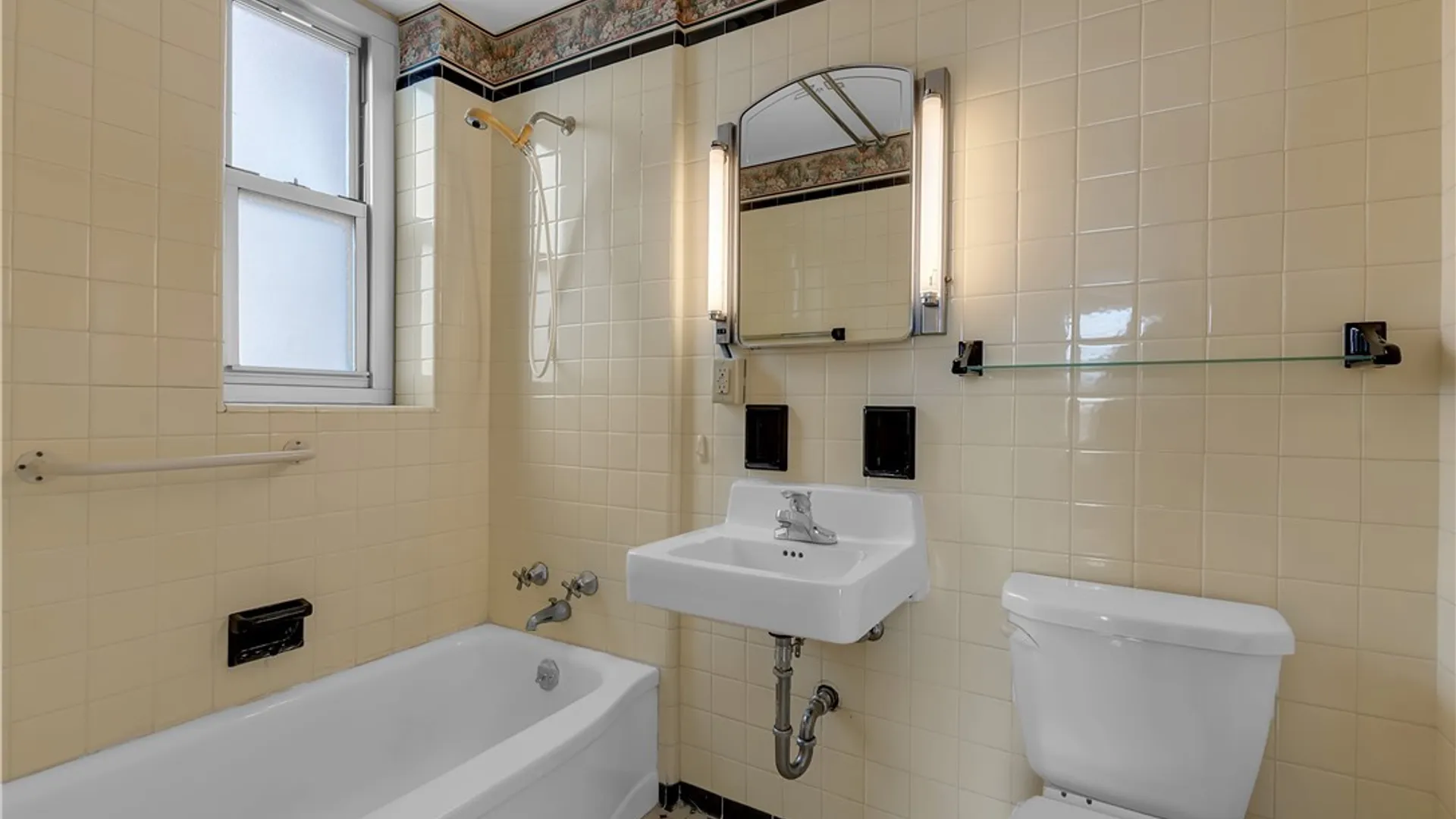 Property at 751 W Ferry Street, Buffalo, NY 14222 27