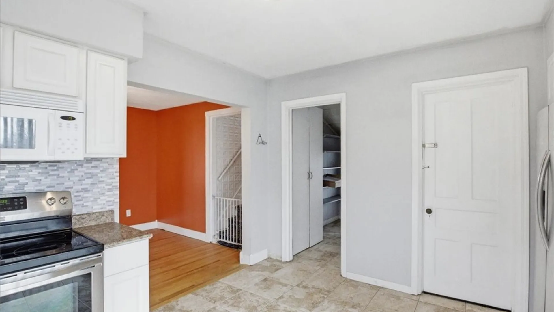 Property at 9918 Cayuga Drive, Niagara Falls, NY 14304 15