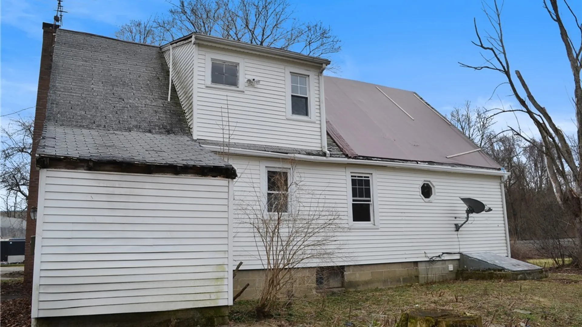 Property at 8764 West Avenue, Eden, NY 14057 3