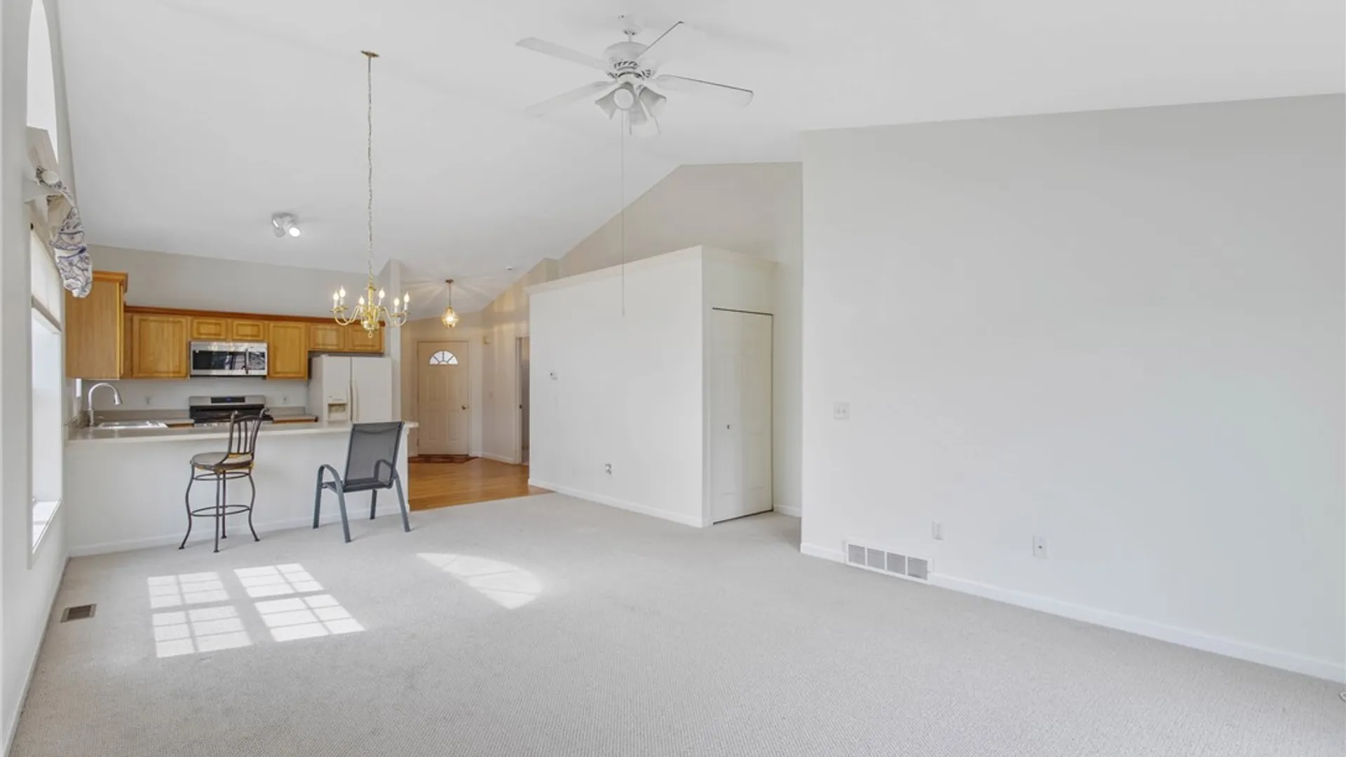 Property at 5059 Betsy Ross Way, Salina, NY 13088 12